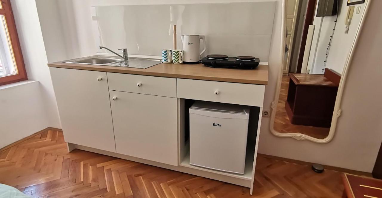 Studio Apartment L&G Rovinj Zewnętrze zdjęcie